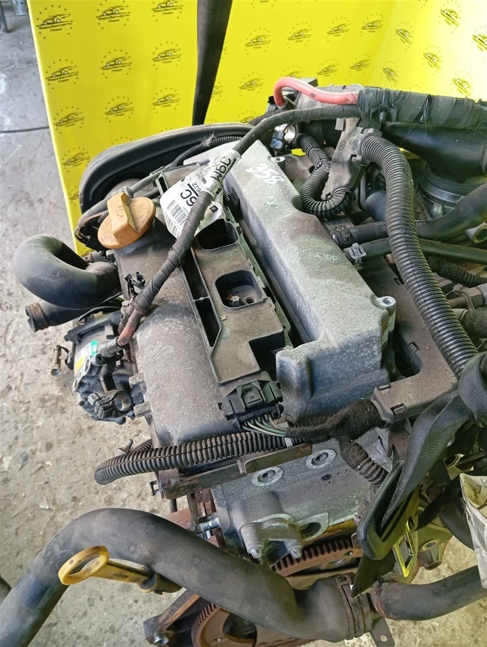 Двигатель Opel Astra 55555961 H Z18XE