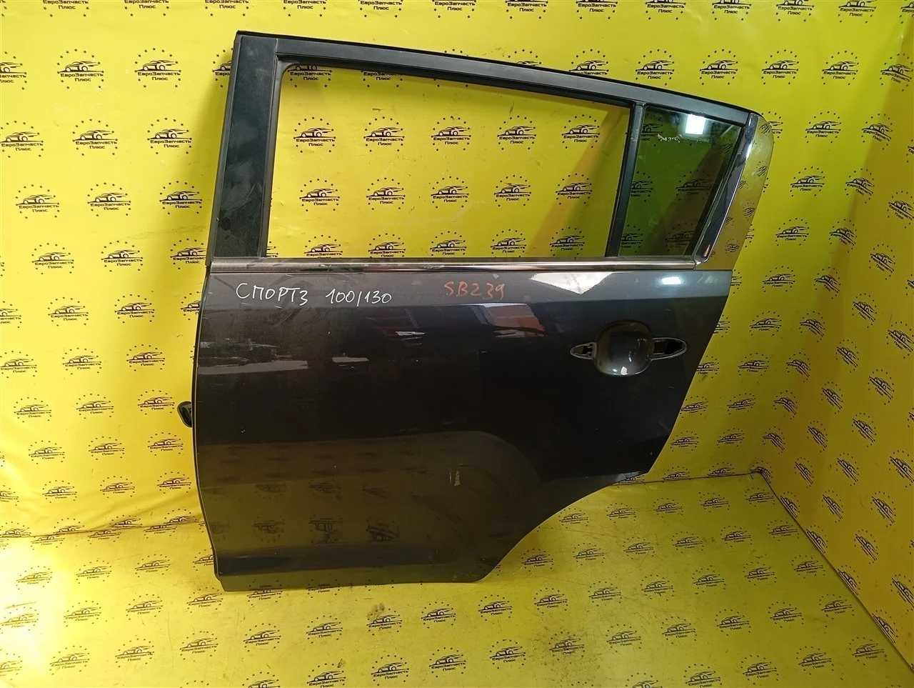 Дверь Kia Sportage 3 770033W000 SL, задняя левая