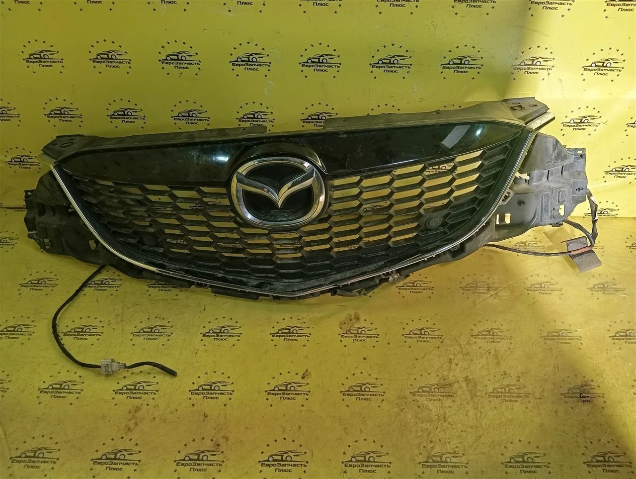Решетка радиатора Mazda Cx-5 KD4550710G KE
