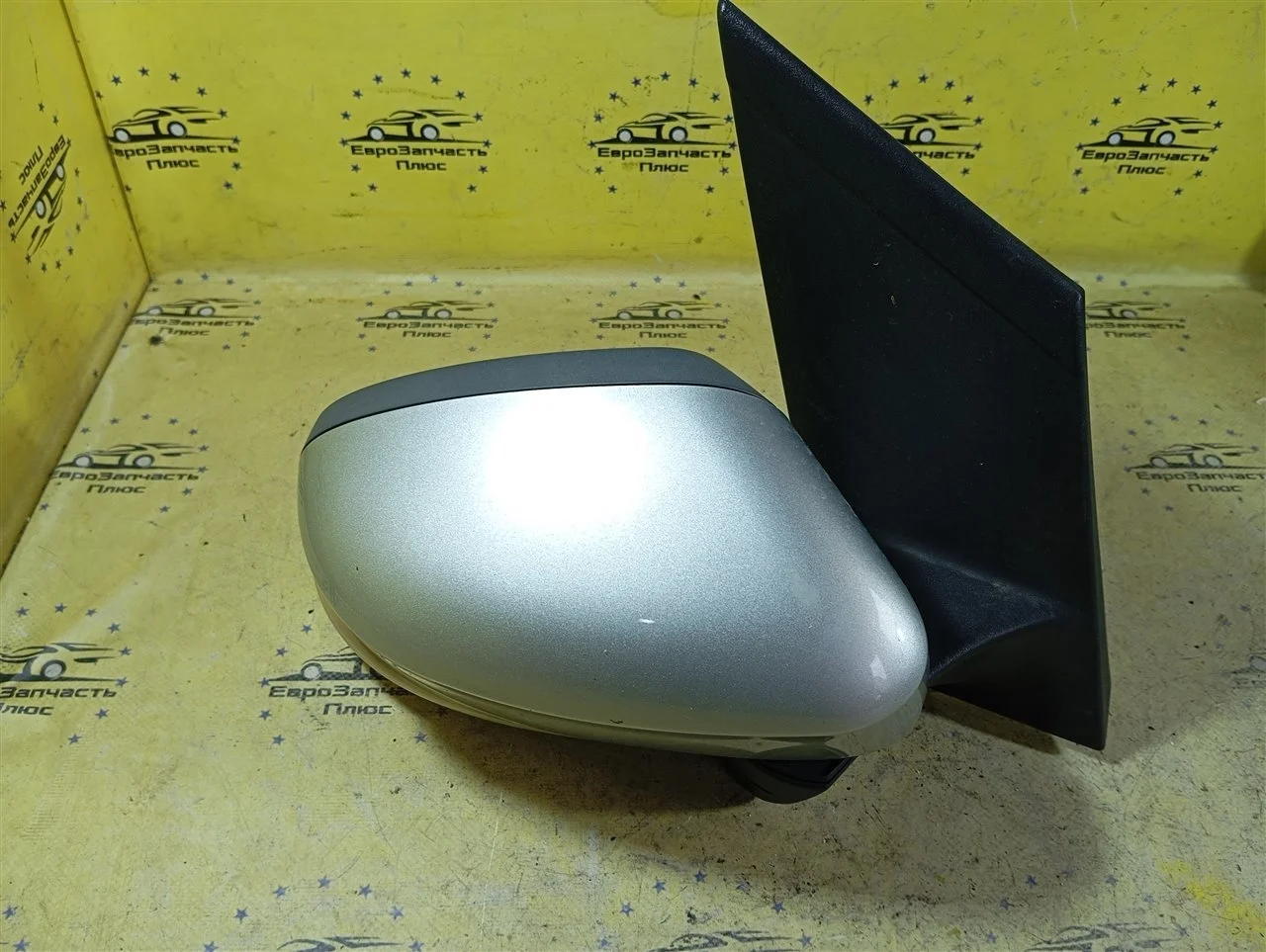 Зеркало заднего вида Ford Focus 2 1728322, переднее правое