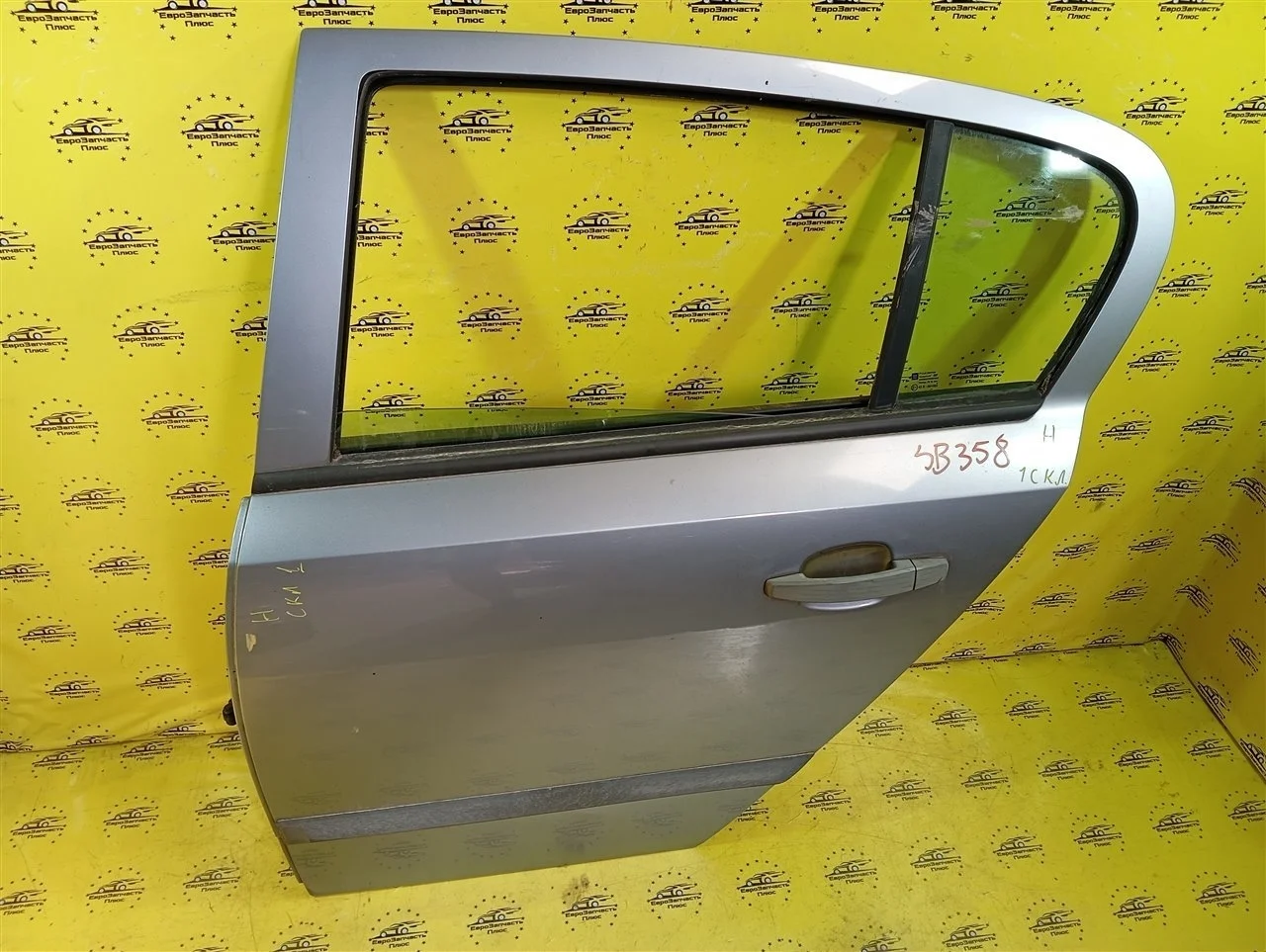 Дверь Opel Astra 13162876 H, задняя левая