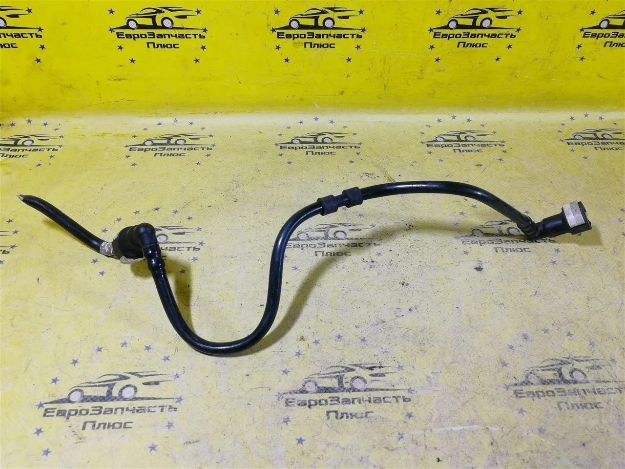 Трубка топливная Ford Focus 2 3M519J280MC