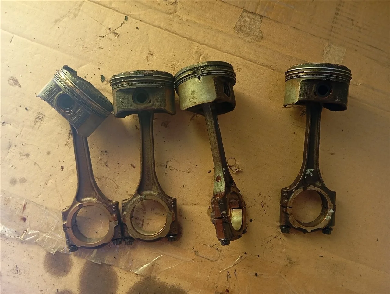 Шатун Toyota Corolla 1320109140 E120