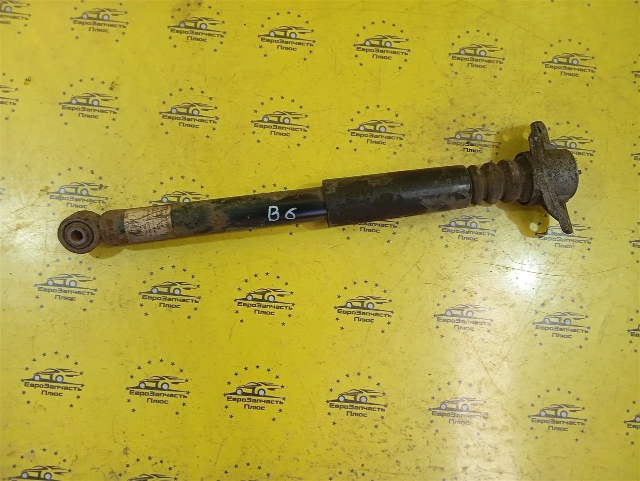 Амортизатор Volkswagen Passat B6 3C0513049BQ, задний