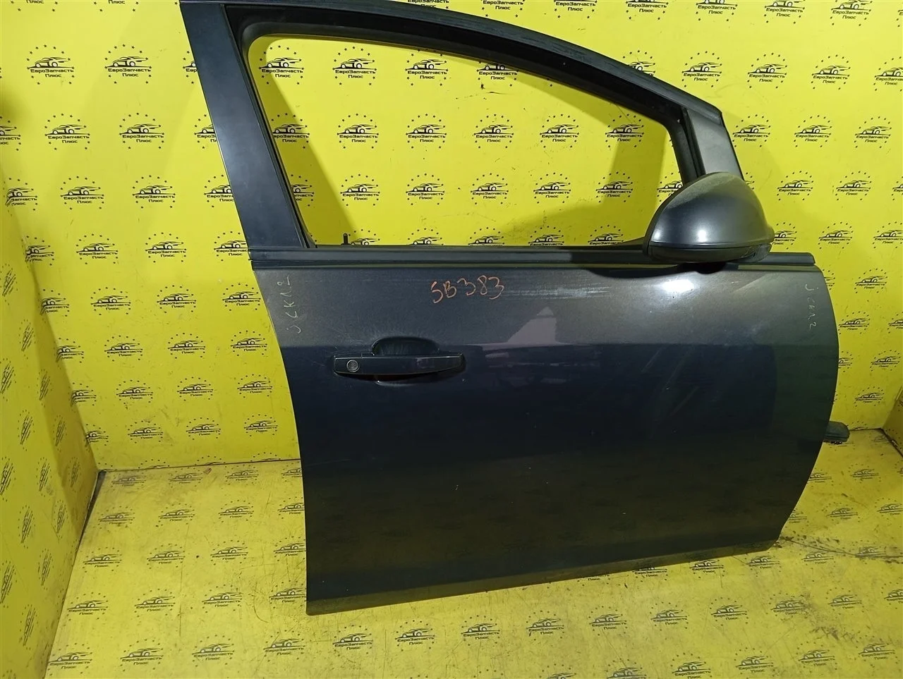 Дверь Opel Astra 13285607 J, передняя правая