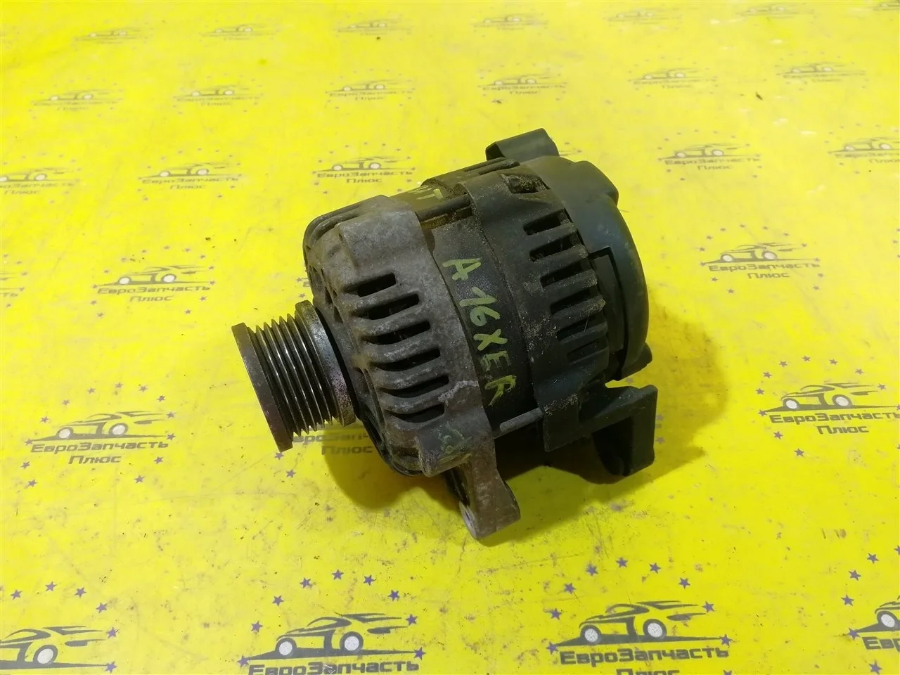 Генератор Opel Astra 13500577 J