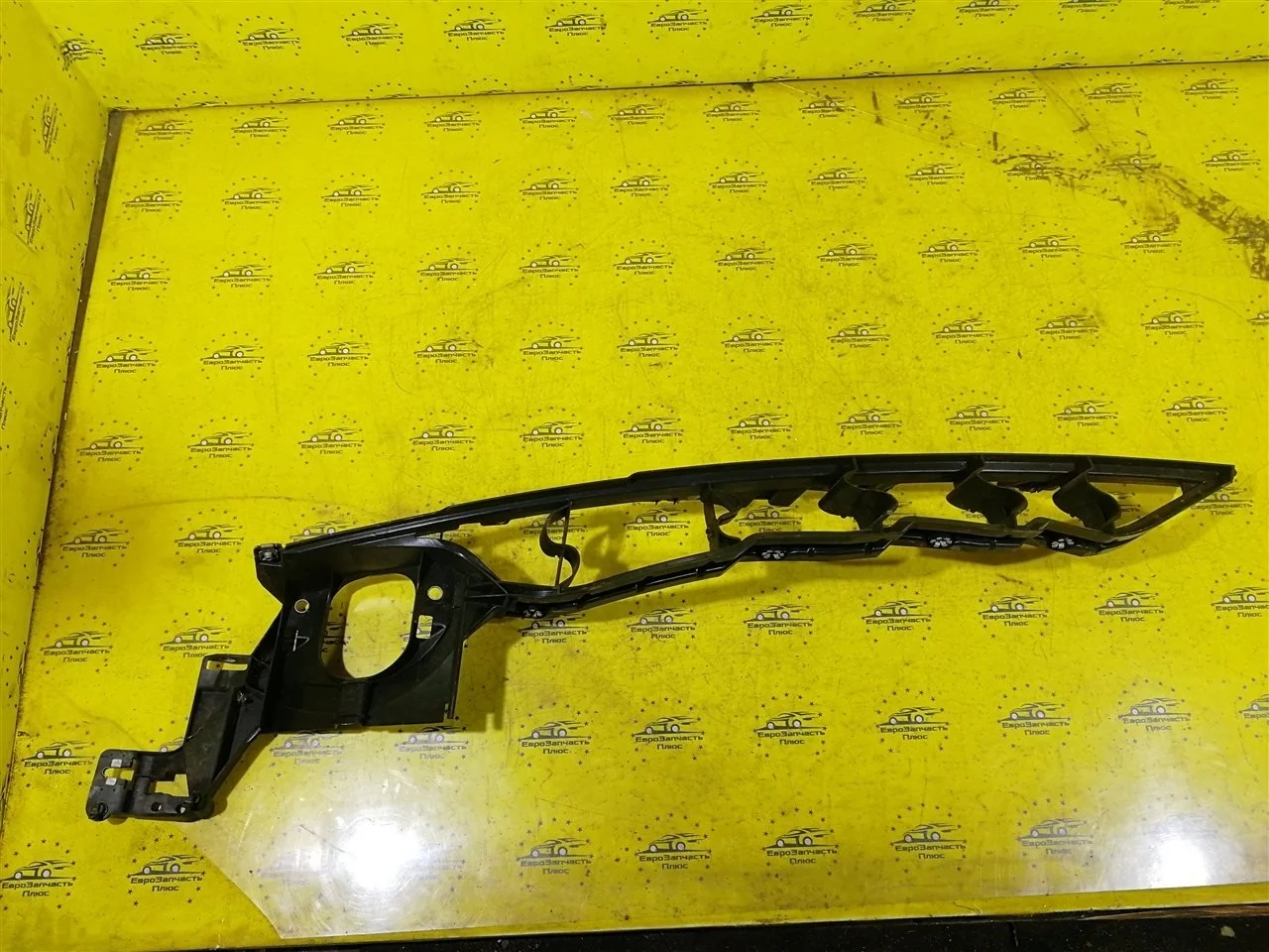 Кронштейн крыла Bmw X5 51127157989 E70, передний левый