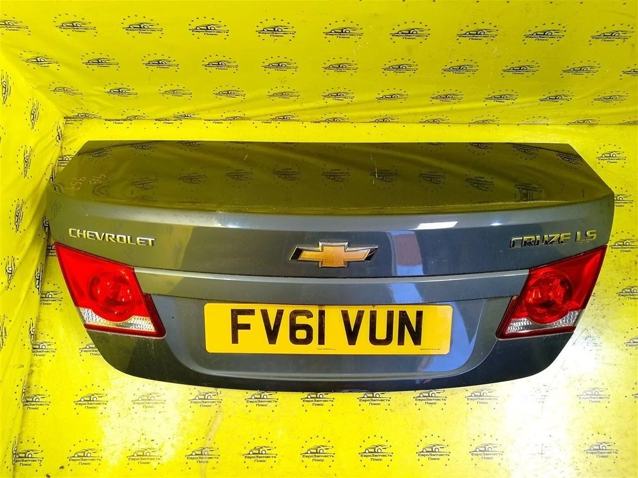 Крышка багажника Chevrolet Cruze 95950847 J300