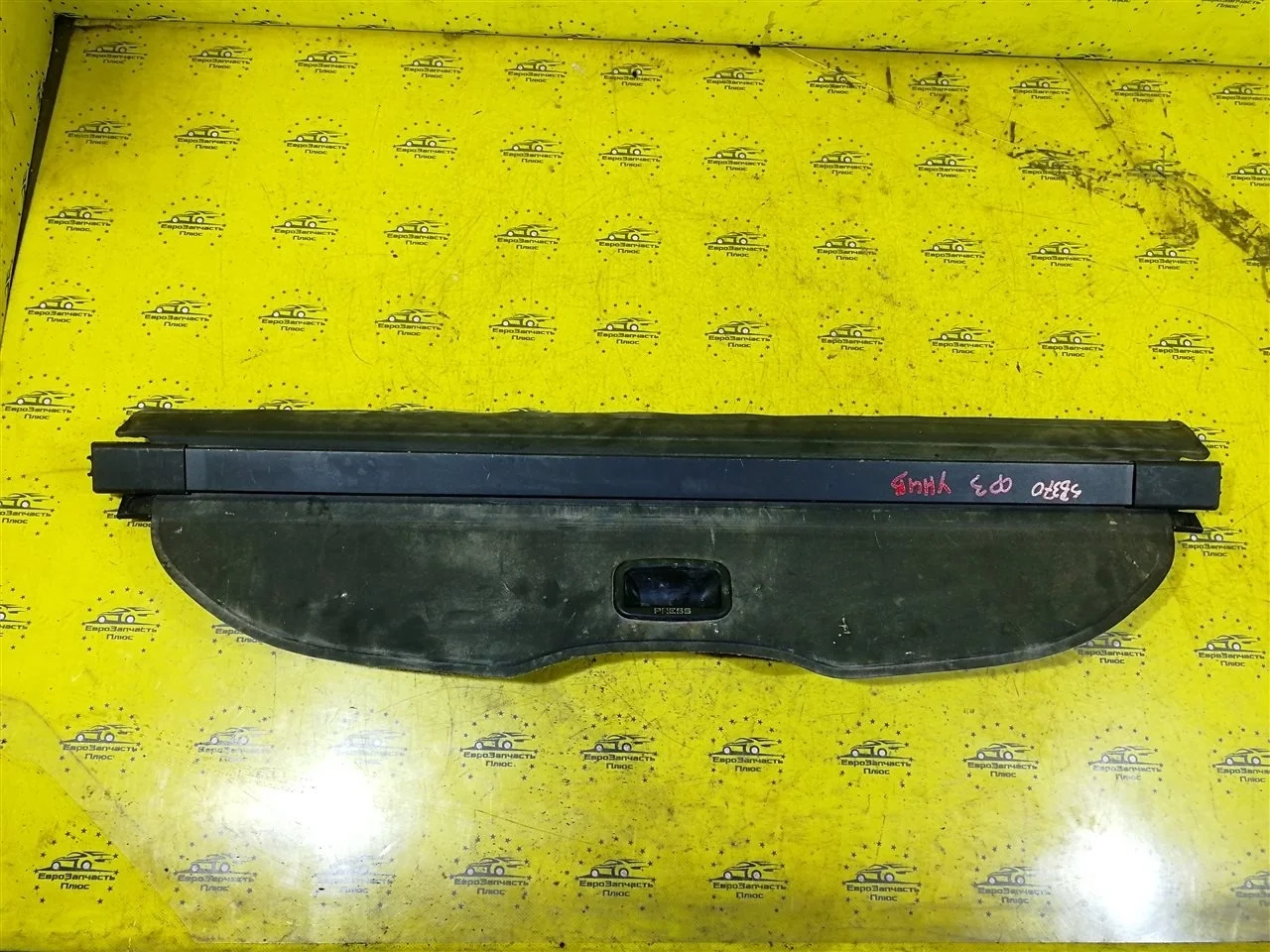 Шторка багажника Ford Focus 3 1743554 УНИВЕРСАЛ