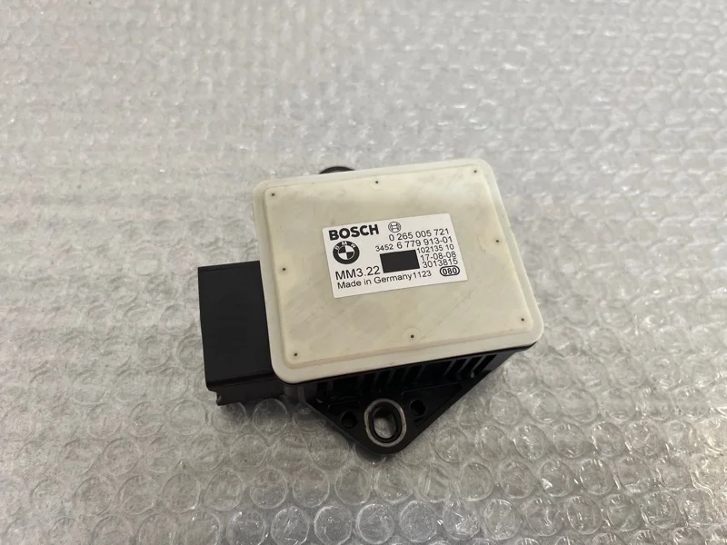 Датчик ускорения Bmw X5 2008 34526779913 E70 N62B48