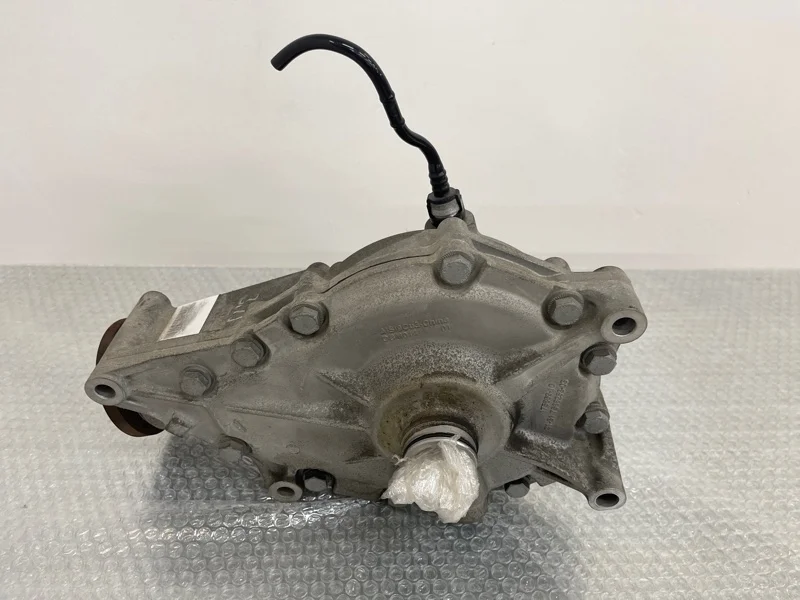 Редуктор Bmw X5 2011 31507594314 E70 N55B30, передний