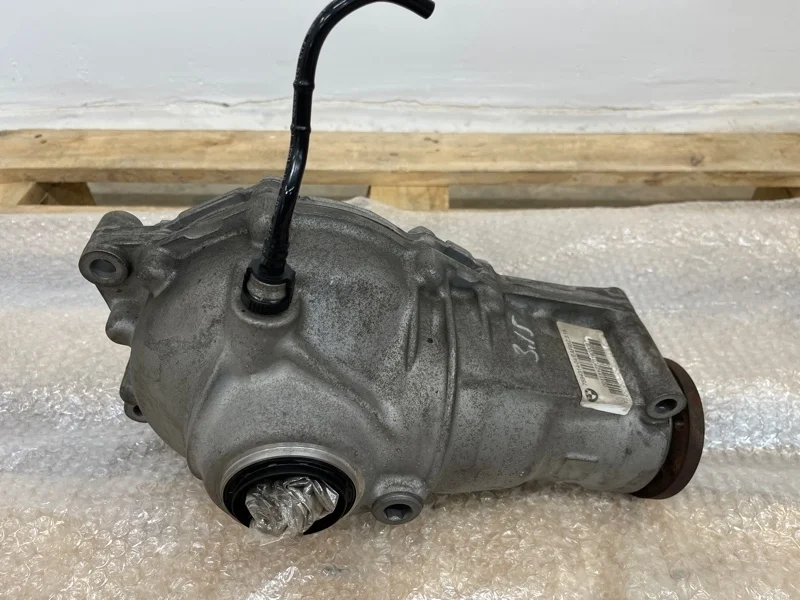 Редуктор Bmw X5 2012 31507594314 E70 N55B30, передний