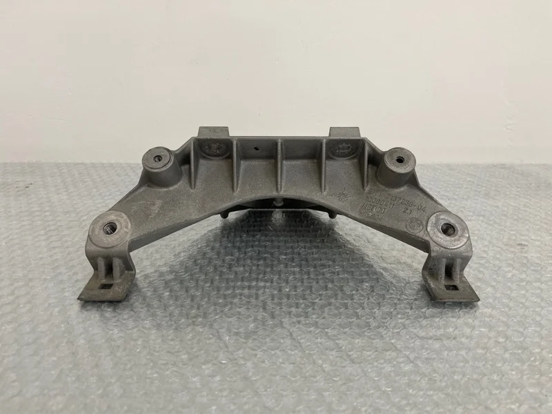 Консоль кронштейн щита передка Bmw X5 2012 51717137238 E70 N55B30