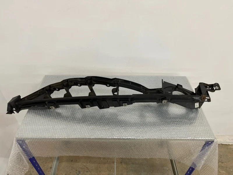 Кронштейн крыла верхний Bmw X5 2011 51657157989 E70 N55B30, левый