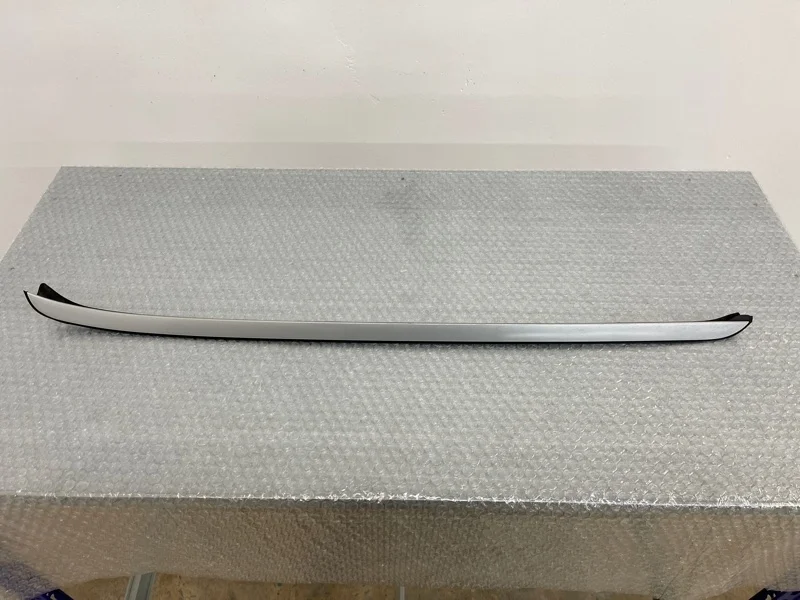 Молдинг лобового стекла Bmw X5 2011 51317250395 E70 N55B30, левый