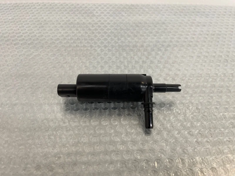 Насос омывателя фар Bmw X5 2012 67637217792 E70 N55B30