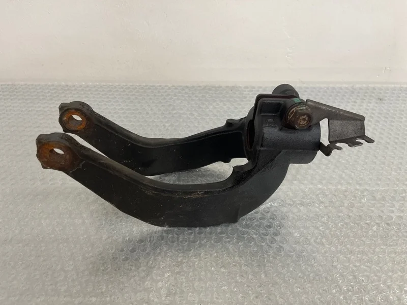 Крепление вилка амортизатора Bmw X5 2012 31126775085 E70 N55B30, переднее левое