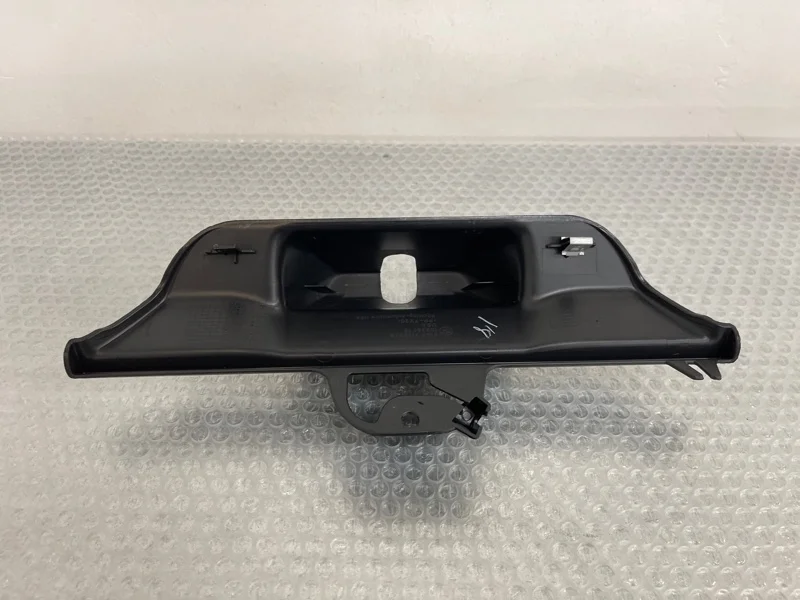 Накладка замка крышки багажника Bmw X5 2012 51497177378 E70 N55B30