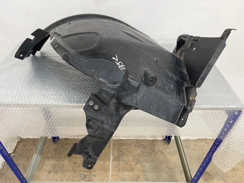 Подкрылок Bmw X5 2010 51717169414 E70 N55B30, передний правый