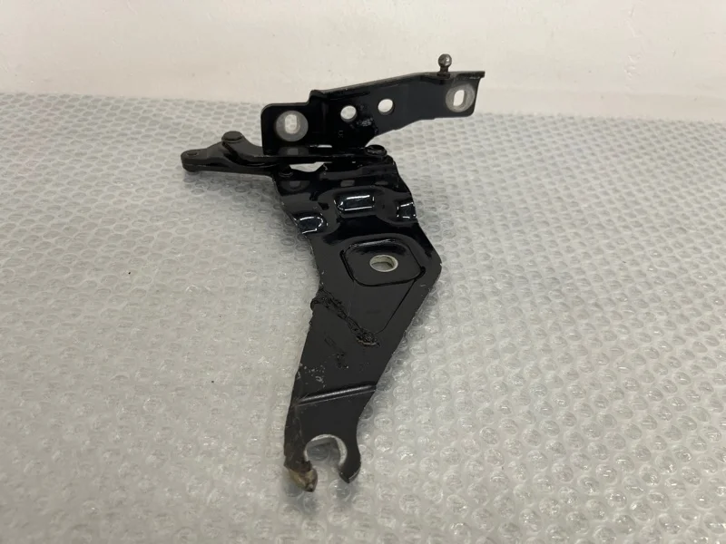 Петля капота Bmw X5 2012 41007198617 E70 N55B30, левая