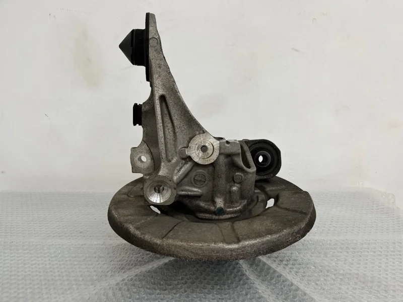 Кулак Bmw X5 2012 33326879102 E70 N55B30, задний правый