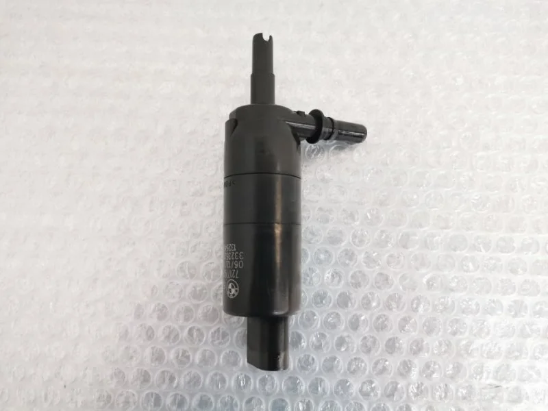 Насос омывателя фар Bmw X5 2012 67637217792 E70 N55B30