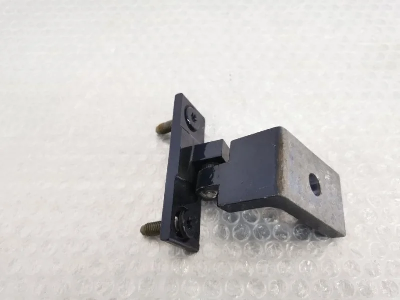 Петля двери Bmw X5 2012 41517176847 E70 N55B30, передняя левая