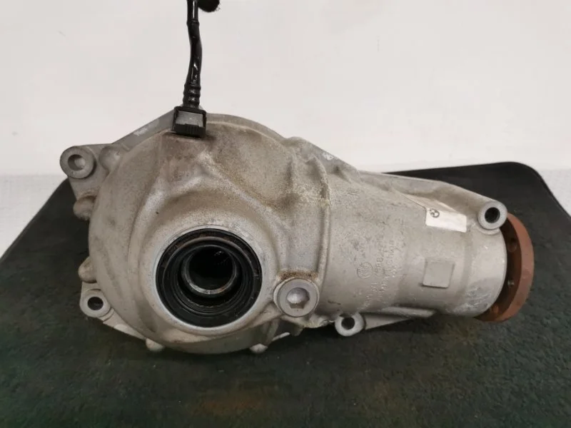Редуктор Bmw X5 2011 31507594314 E70 N55B30, передний