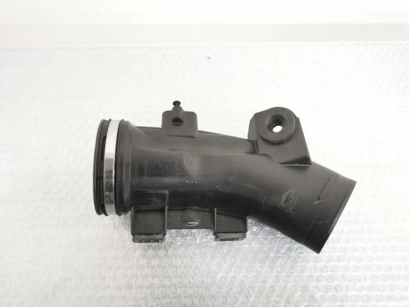 Патрубок воздушного фильтра Bmw X5 2012 13717583714 E70 N55B30