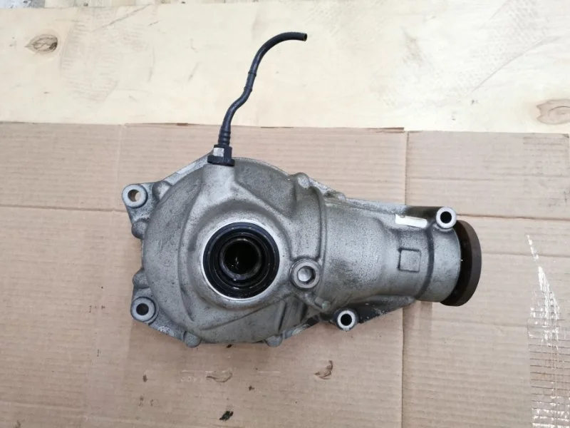 Редуктор Bmw X5 2012 31507594314 E70 N55B30, передний