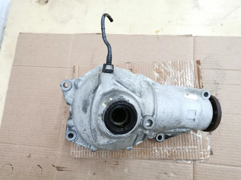 Редуктор Bmw X5 2011 31507594314 E70 N55B30, передний