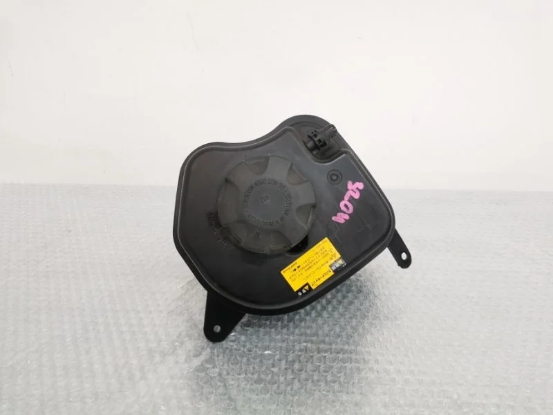 Бачок расширительный Bmw X5 2012 17138621092 E70 N55B30