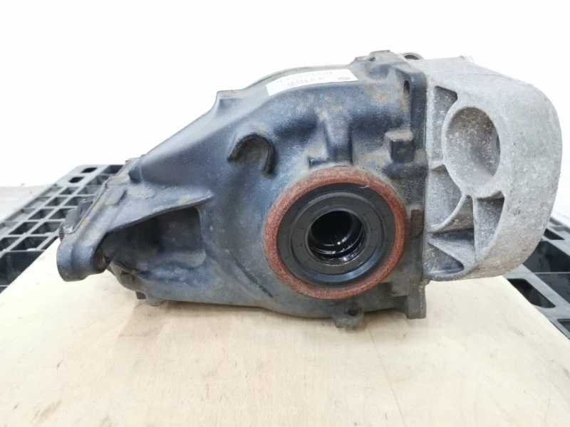 Редуктор Bmw X5 2012 33107590912 E70 N55B30, задний