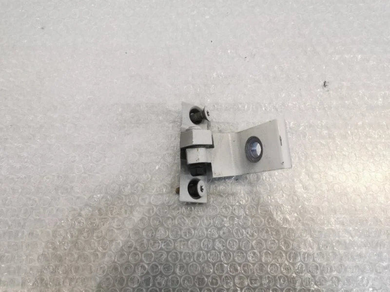 Петля двери Bmw X5 2011 41517176848 E70 N55B30, передняя правая