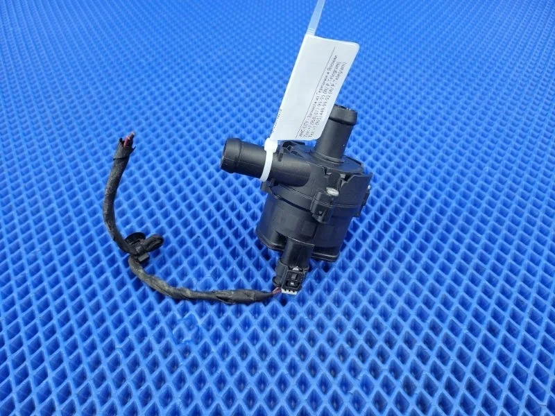 Помпа дополнительная Mercedes-Benz B-class W246