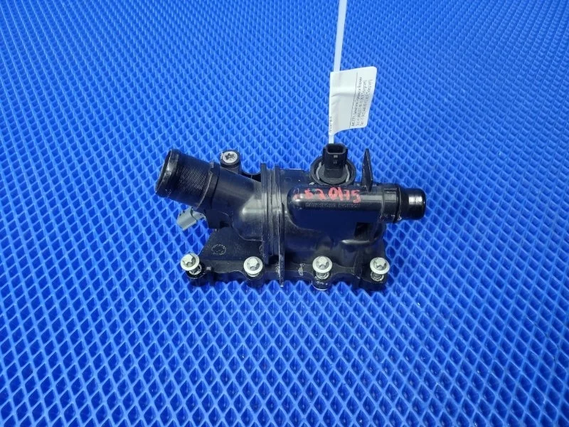 Термостат Mercedes-Benz A-class W177 OM654920 2021