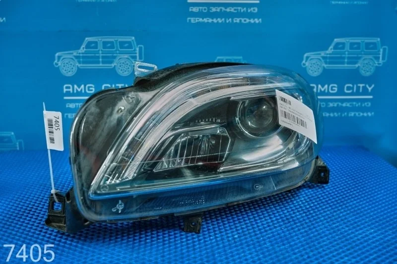Фара передняя левая Mercedes-Benz M-class W166