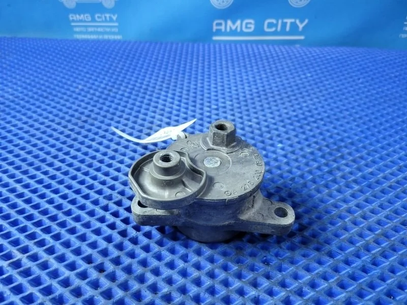 Ролик ГРМ натяжной Mercedes-Benz C-class W205 2016