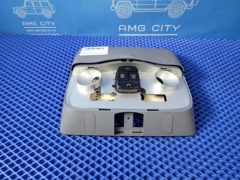 Плафон подсветки салона Mercedes-Benz Vito W638