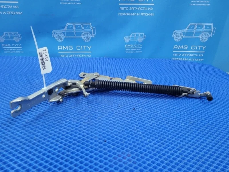 Петля крышки багажника задняя левая Mercedes-Benz