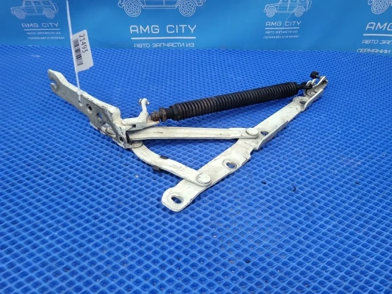 Петля крышки багажника задняя левая Mercedes-Benz