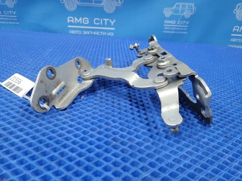 Петля капота правая Mercedes-Benz C-class W204