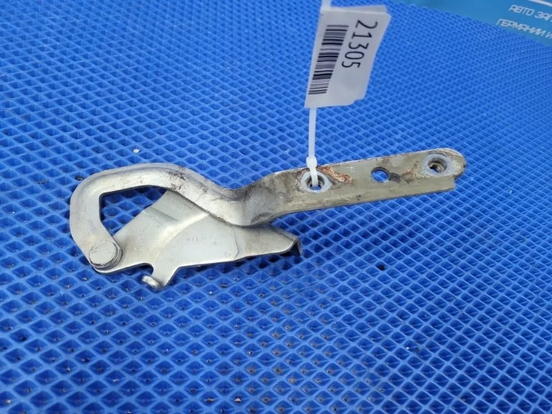 Петля капота левая Mercedes-Benz Viano W639