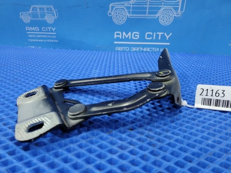 Петля капота левая Mercedes-Benz R-class W251