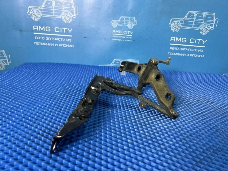 Петля капота левая Mercedes-Benz S-class W221