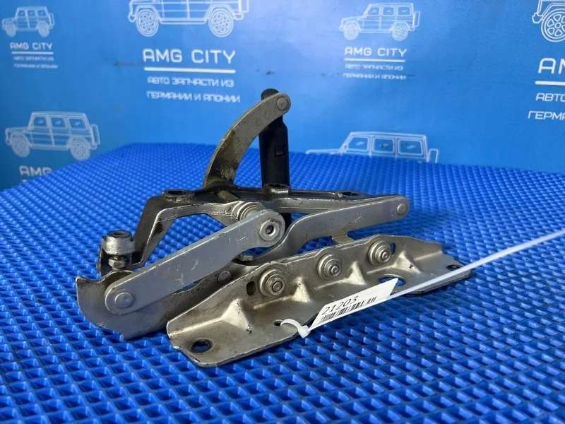 Петля капота правая Mercedes-Benz S-class W221