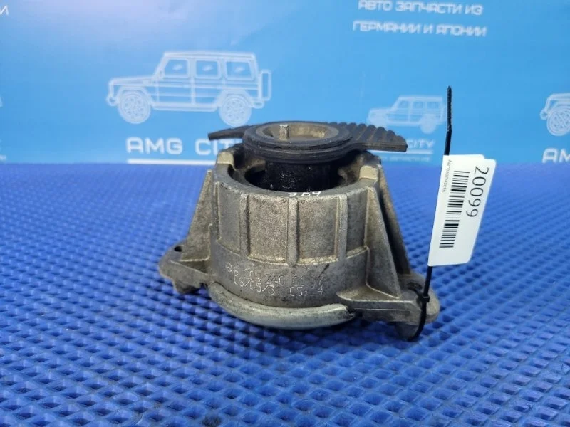 Опора двигателя Mercedes-Benz C-class W204 М271860