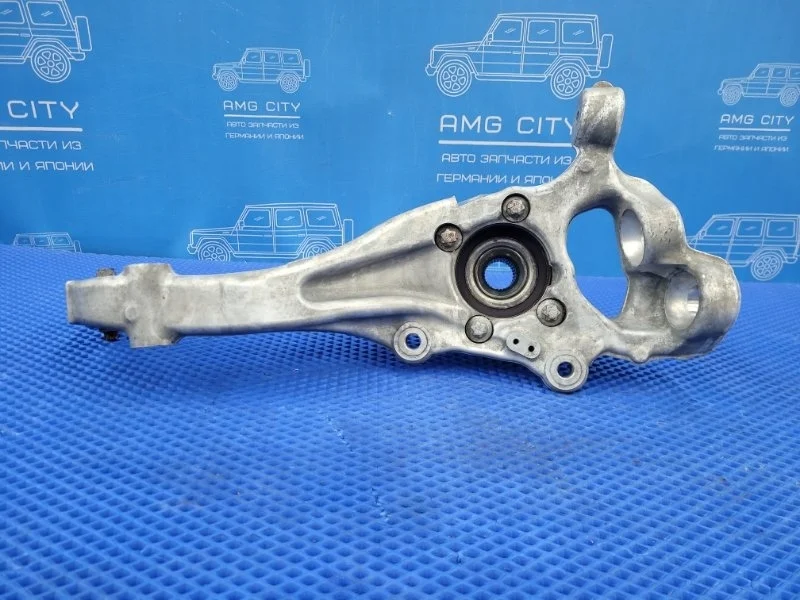 Кулак поворотный передний левый Mercedes-Benz