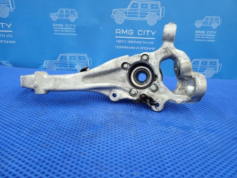 Кулак поворотный передний левый Mercedes-Benz