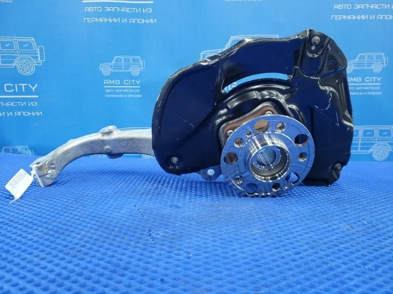 Кулак поворотный передний правый Mercedes-Benz